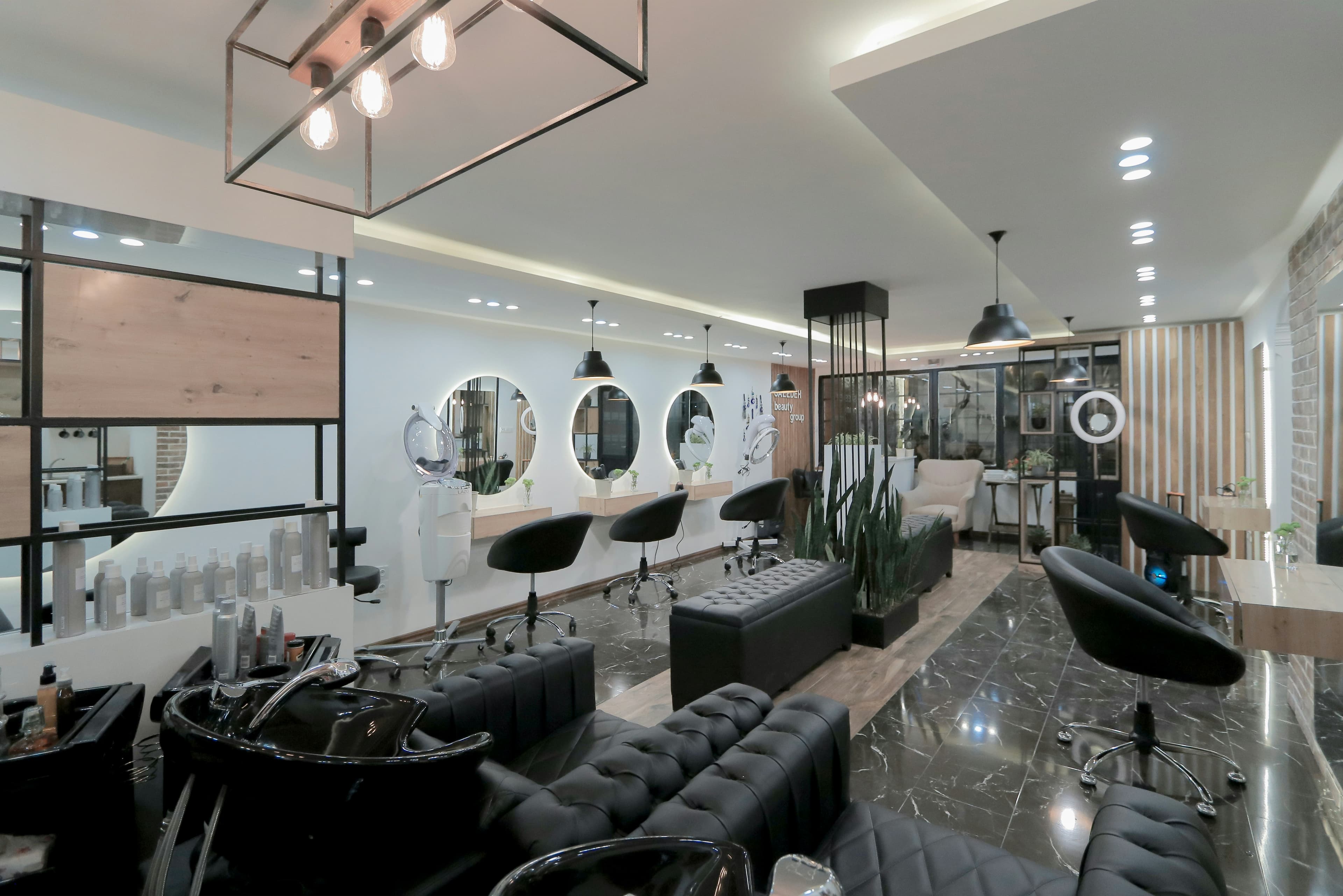 Glamour Studio luxury